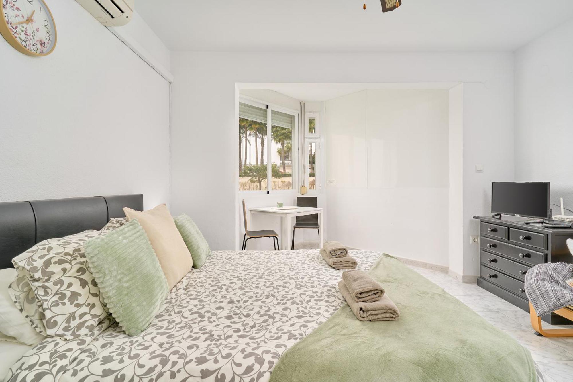 Comfortable Studio Apt Nerja Exterior foto